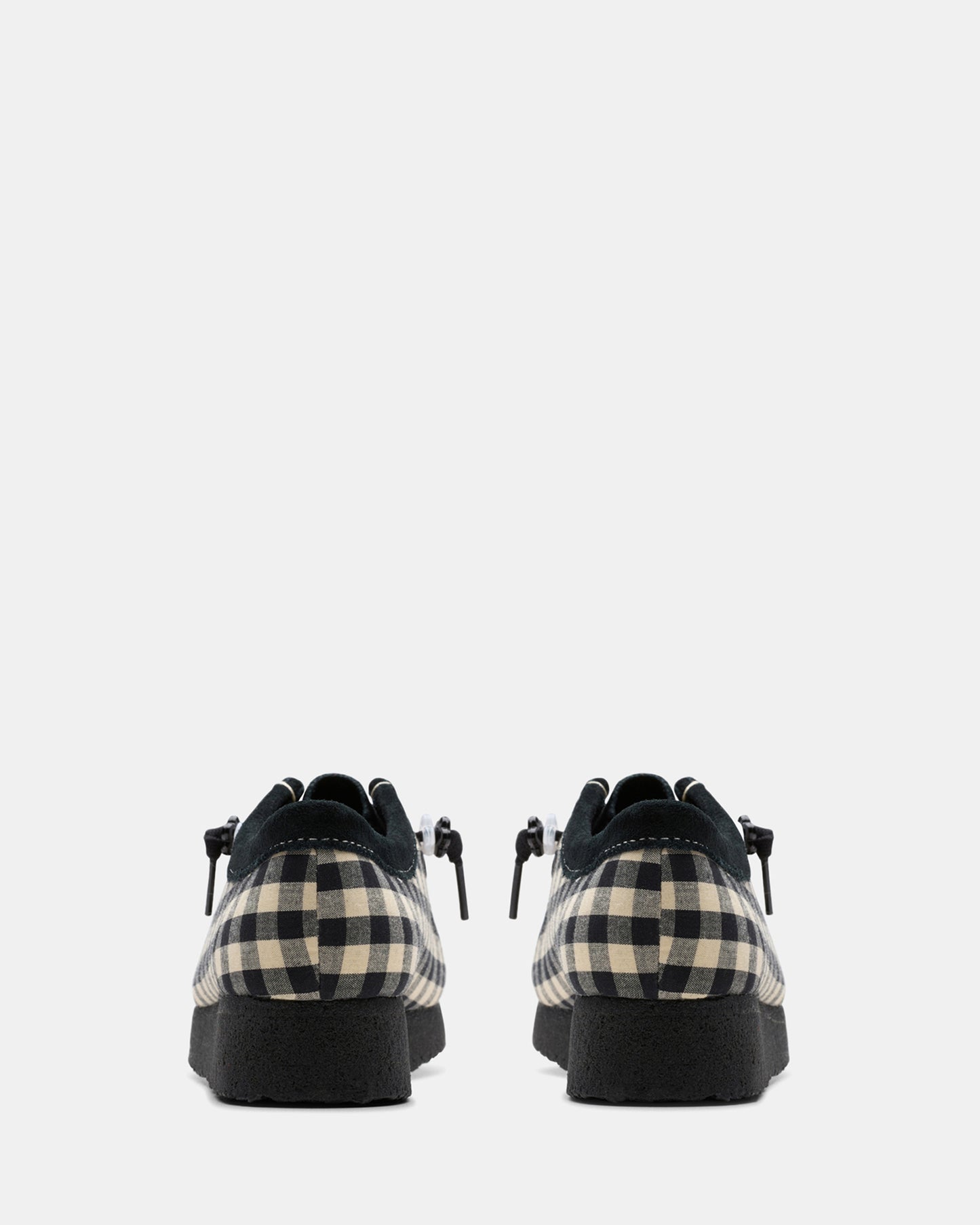 Wallabee. (w) Black/White Gingham