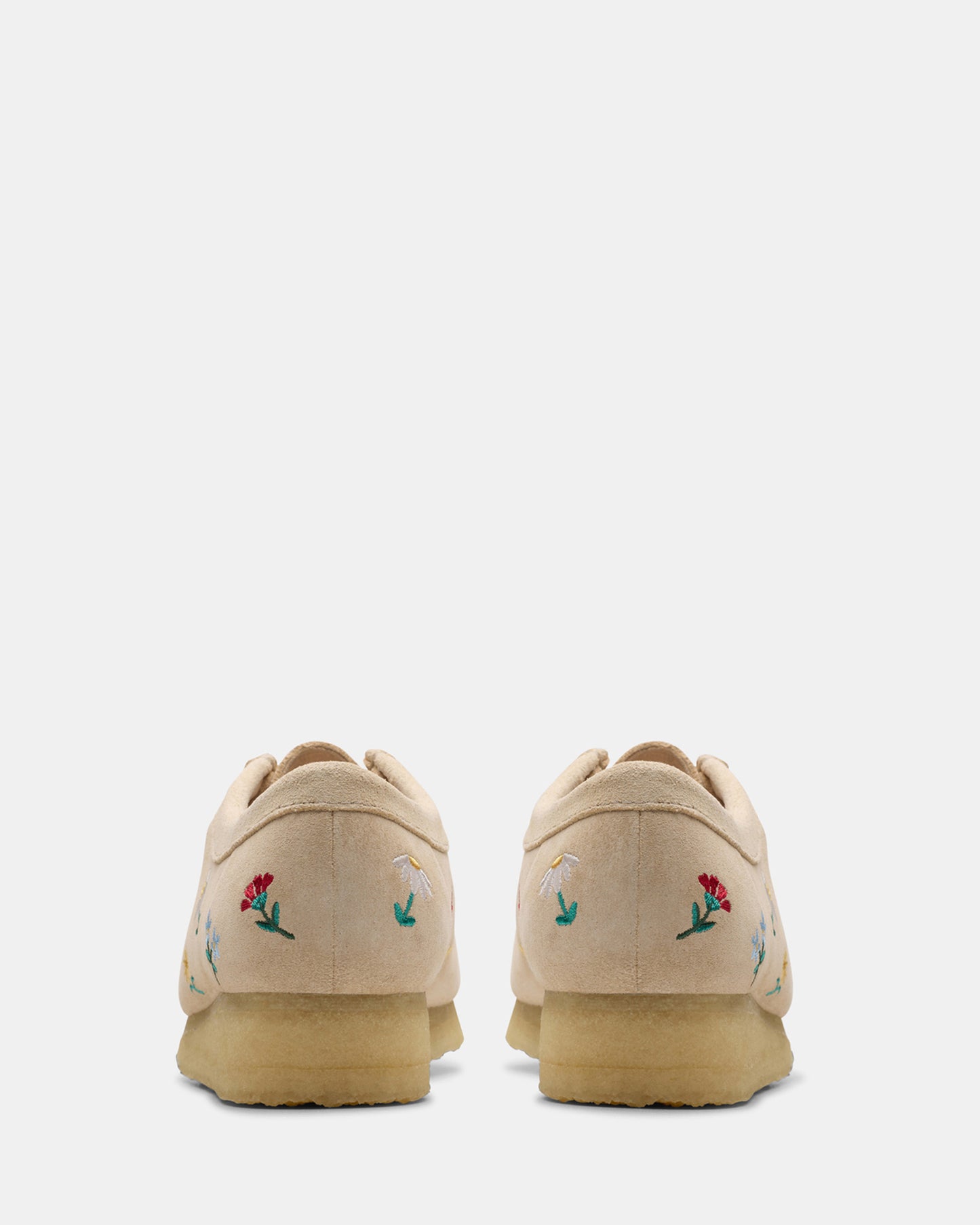 Wallabee. (w) Taupe Emboss